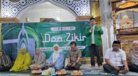 Zikir dan doa bersama FKG UMI.