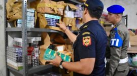 Rencana Menkeu Purbaya terapkan Layer baru cukai rokok menimbulkan keresahan pekerja di industri tembakau-Humas Pemkot Surabaya.
