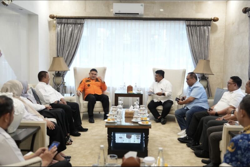 Wali Kota Makassar, Munafri Arifuddin menerima kunjungan Tim Panitia Daerah Musabaqah Tilawatil Quran (MTQ) KORPRI.