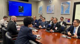 Pertemuan dihadiri oleh Wakil Direktur Utama Pertamina Oki Muraza, Corporate Secretary Pertamina Arya Dwi Paramita, serta sejumlah pejabat DOE, antara lain Deputy Assistant Secretary for Asia and the Americas Elizabeth Urbanas, Deputy Assistant Secretary.