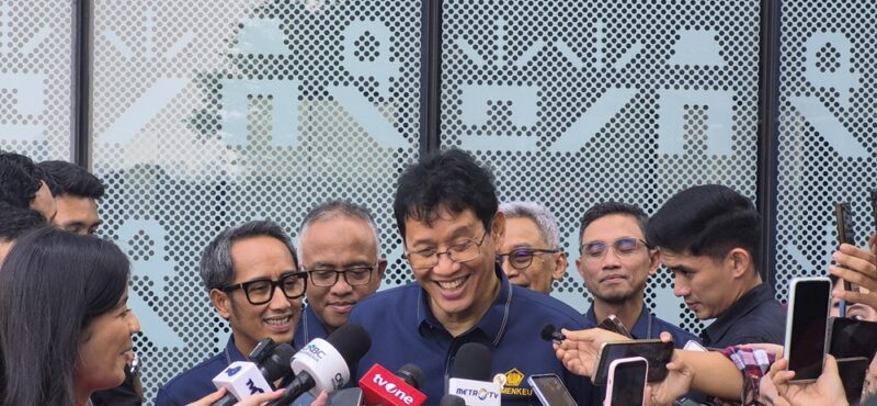 Pemerintah berencana meningkatkan alokasi subsidi untuk kendaraan listrik. Menteri Keuangan (Menkeu), Purbaya Yudhi Sadewa menyampaikan, kebijakan itu dilakukan guna mengurangi penggunaan Bahan Bakar Minya (BBM).
