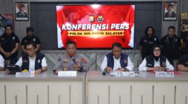 Konferensi pers Polda Sulsel terkait pengungkapan kasus kriminal, narkotika, dan perlindungan anak, Senin (29/6/2026).